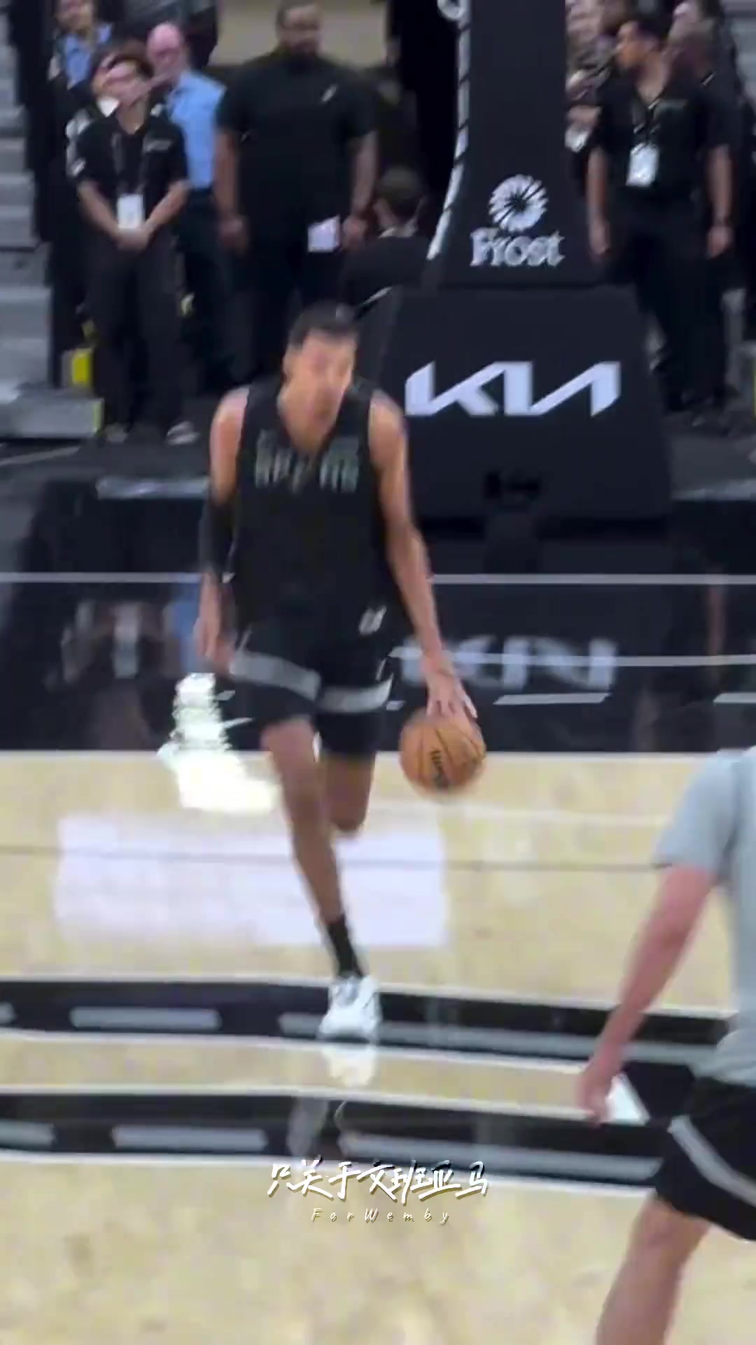 文班亚马这一个回合看